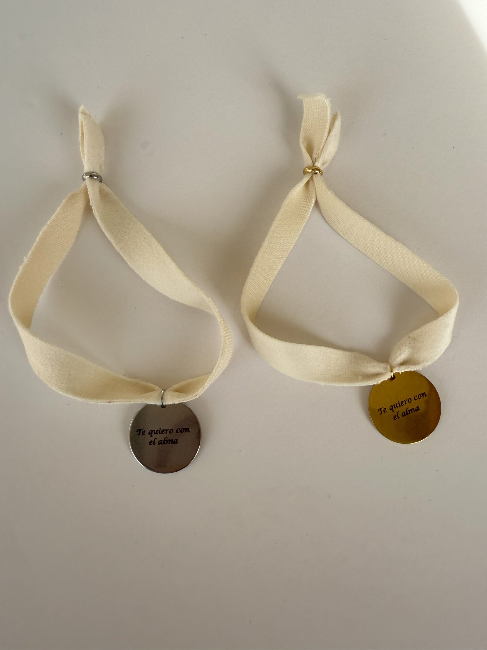 Pulseras terciopelo - Imagen 3